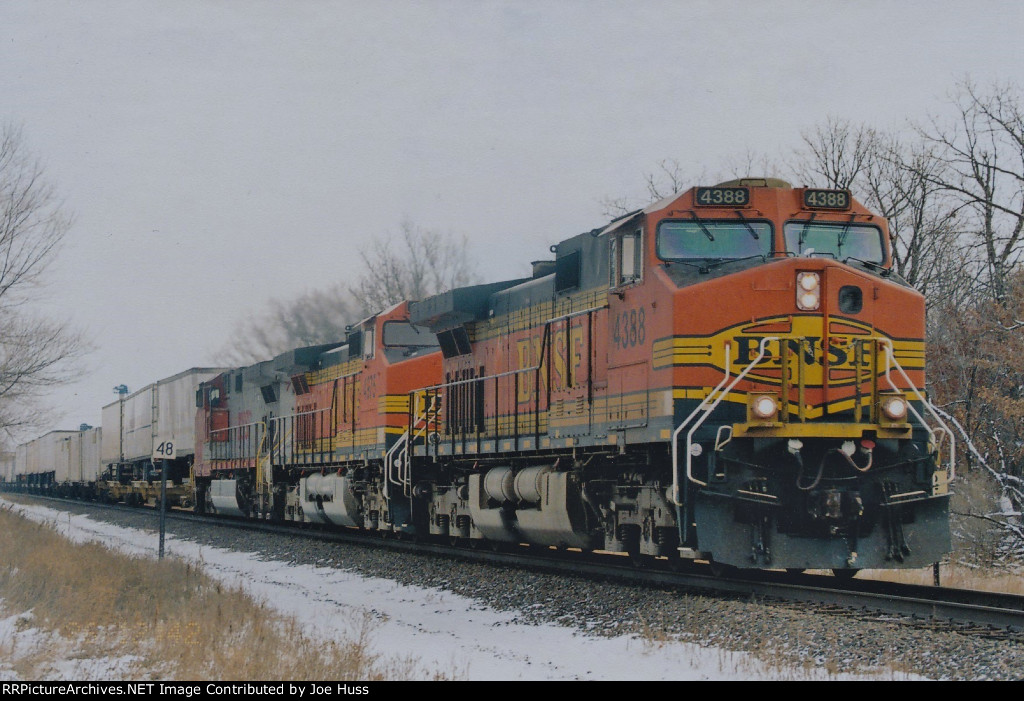 BNSF 4388 West